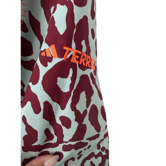 Adidas Terrex x Stella McCartney 2L Leopard Jacket - Size S - Picture 7 of 16